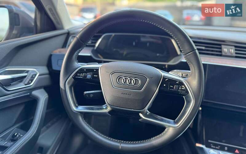 Внедорожник / Кроссовер Audi e-tron 2019 в Черновцах