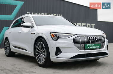 Позашляховик / Кросовер Audi e-tron 2019 в 