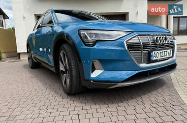 Внедорожник / Кроссовер Audi e-tron 2019 в 