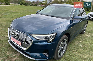 Позашляховик / Кросовер Audi e-tron 2020 в Дніпрі