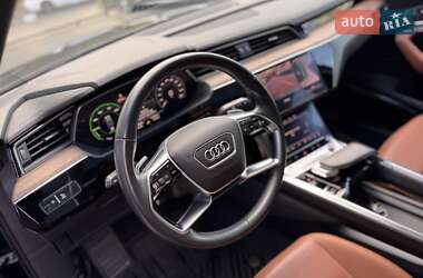 Внедорожник / Кроссовер Audi e-tron 2019 в 