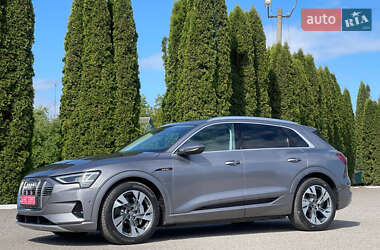 Внедорожник / Кроссовер Audi e-tron 2019 в 