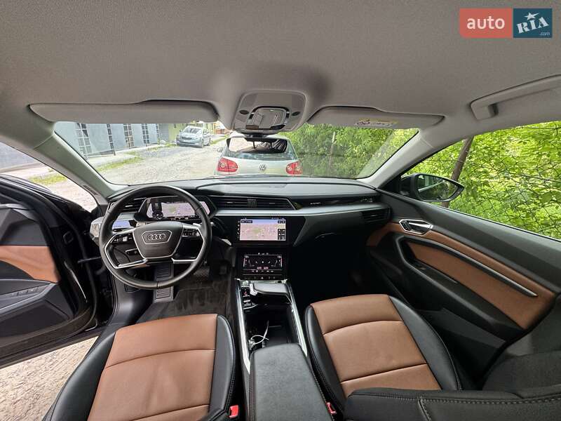 Audi e-tron 2019