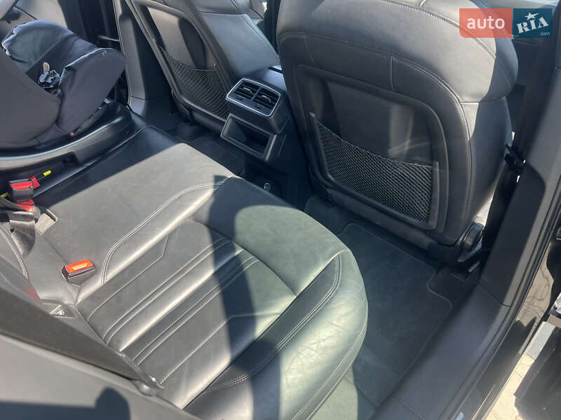 Позашляховик / Кросовер Audi e-tron 2022 в Заліщиках