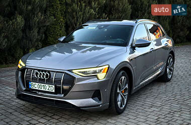 Внедорожник / Кроссовер Audi e-tron 2021 в 