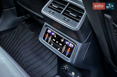 Внедорожник / Кроссовер Audi e-tron 2021 в 
