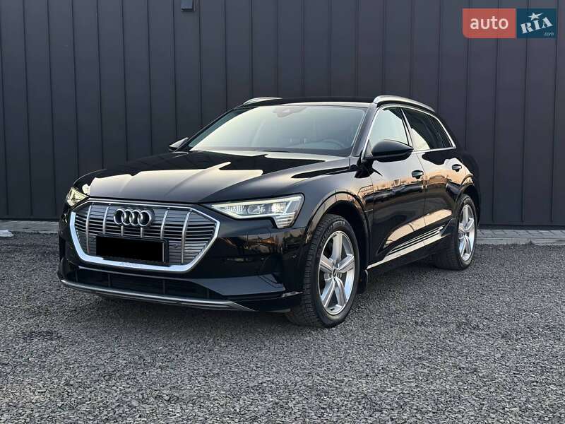 Audi e-tron 2021