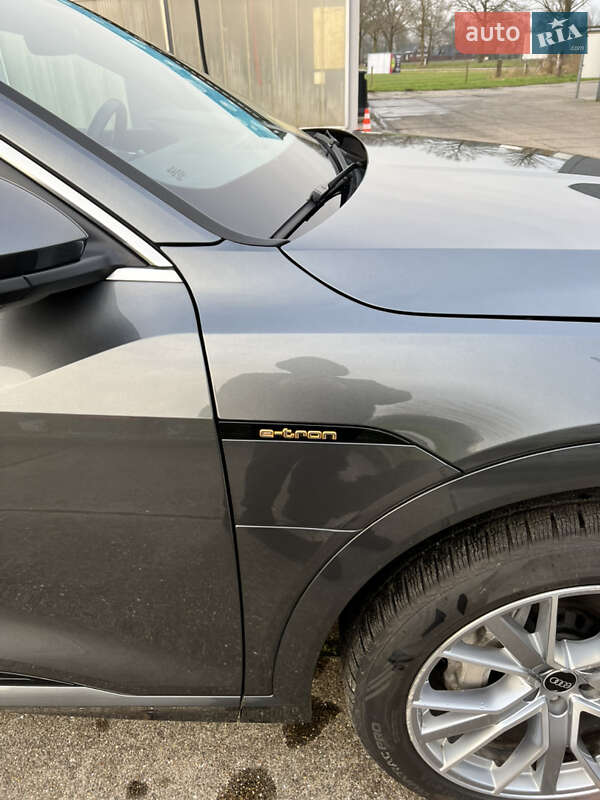 Внедорожник / Кроссовер Audi e-tron 2020 в Виннице