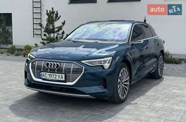 Внедорожник / Кроссовер Audi e-tron 2019 в 