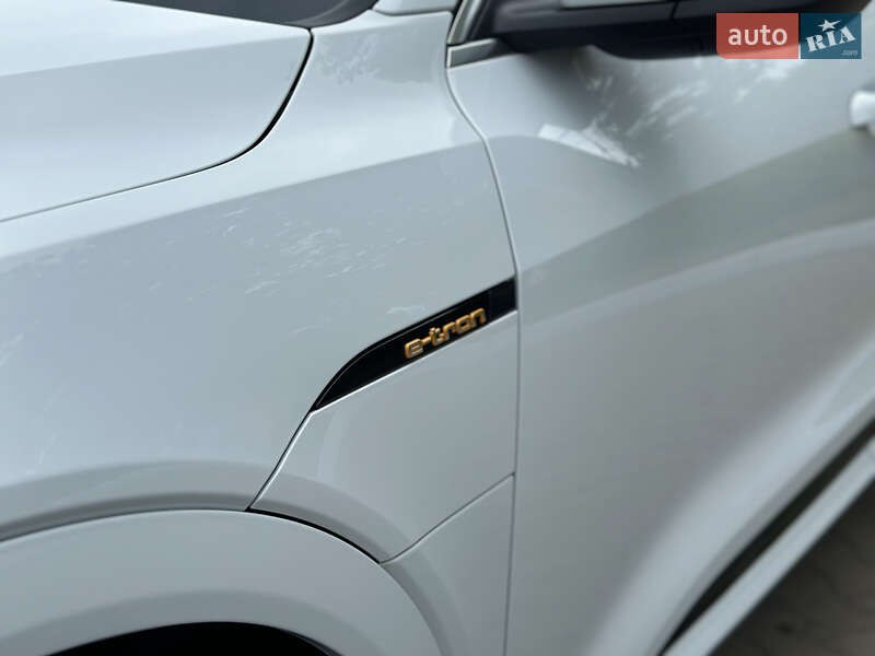 Внедорожник / Кроссовер Audi e-tron 2019 в Одессе