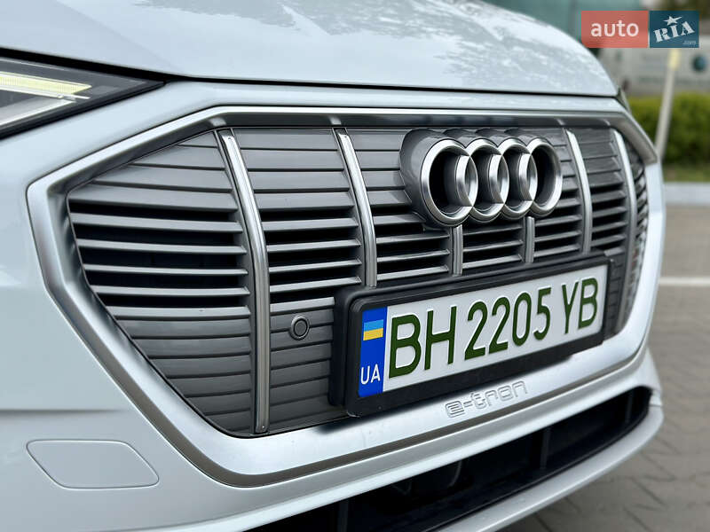 Внедорожник / Кроссовер Audi e-tron 2019 в Одессе
