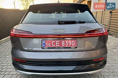 Внедорожник / Кроссовер Audi e-tron 2020 в 