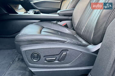 Внедорожник / Кроссовер Audi e-tron 2020 в 