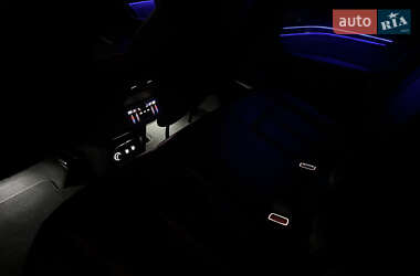 Внедорожник / Кроссовер Audi e-tron 2019 в 