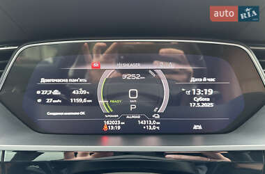 Внедорожник / Кроссовер Audi e-tron 2019 в 