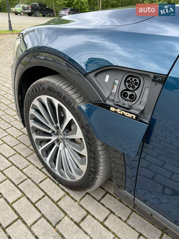 Внедорожник / Кроссовер Audi e-tron 2019 в Львове фото 8 Внедорожник / Кроссовер Audi e-tron 2019 в Львове
