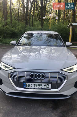Внедорожник / Кроссовер Audi e-tron 2021 в Шептицькому