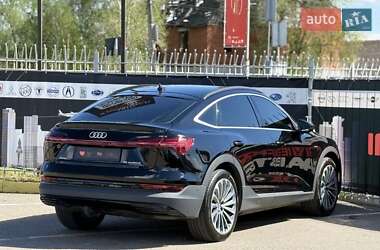 Позашляховик / Кросовер Audi e-tron 2020 в 