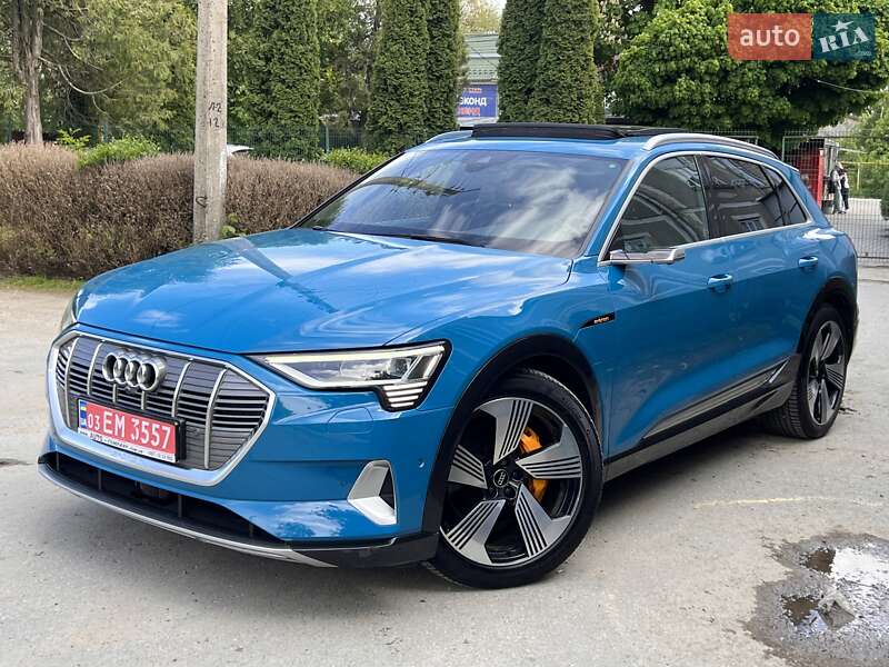 Внедорожник / Кроссовер Audi e-tron 2019 в 