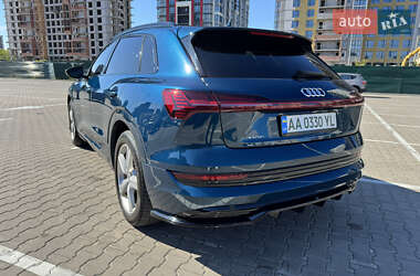 Внедорожник / Кроссовер Audi e-tron 2019 в 