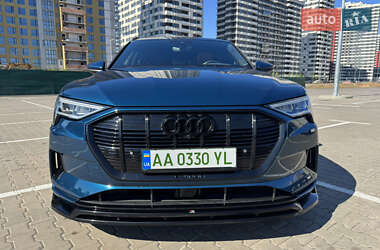 Внедорожник / Кроссовер Audi e-tron 2019 в 