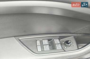 Внедорожник / Кроссовер Audi e-tron 2020 в 