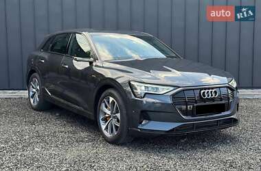 Внедорожник / Кроссовер Audi e-tron 2019 в 