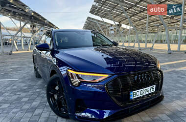Позашляховик / Кросовер Audi e-tron 2020 в 