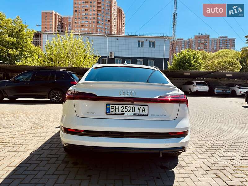 Внедорожник / Кроссовер Audi e-tron 2021 в Одессе