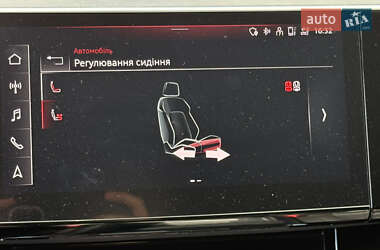 Внедорожник / Кроссовер Audi e-tron 2022 в 