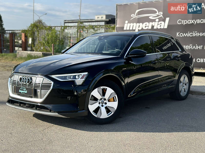Audi e-tron 2019