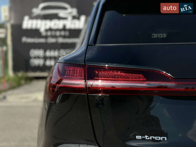 Позашляховик / Кросовер Audi e-tron 2019 в Харкові