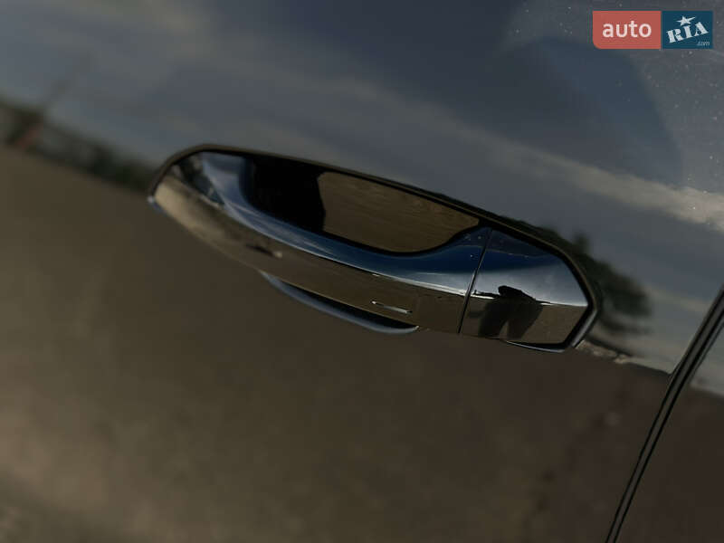 Позашляховик / Кросовер Audi e-tron 2019 в Харкові