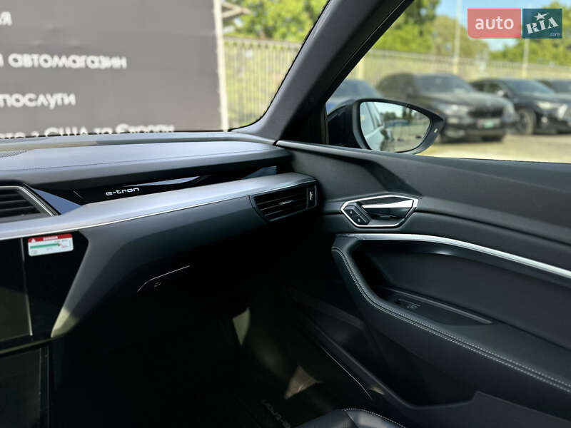 Позашляховик / Кросовер Audi e-tron 2019 в Харкові