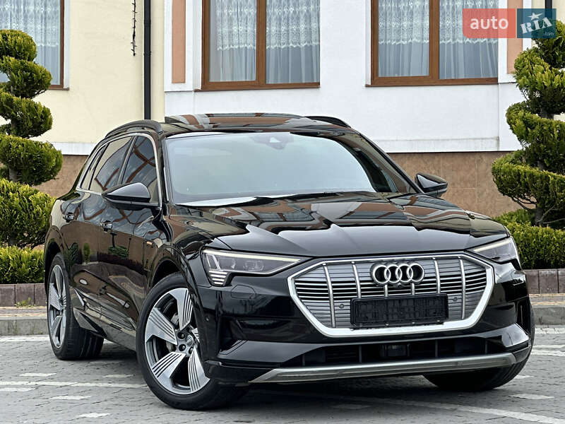 Audi e-tron 2019