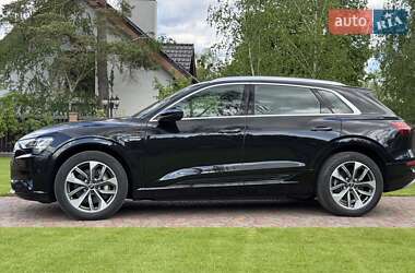 Внедорожник / Кроссовер Audi e-tron 2019 в 