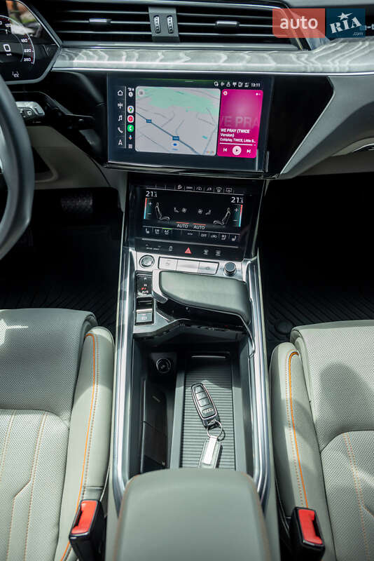 Внедорожник / Кроссовер Audi e-tron 2022 в Ивано-Франковске