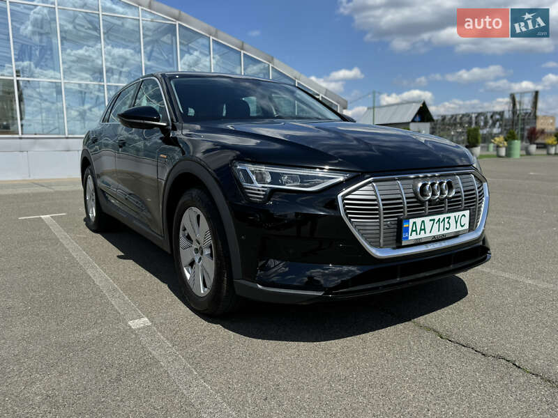 Audi e-tron 2022
