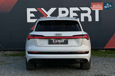Внедорожник / Кроссовер Audi e-tron 2019 в 