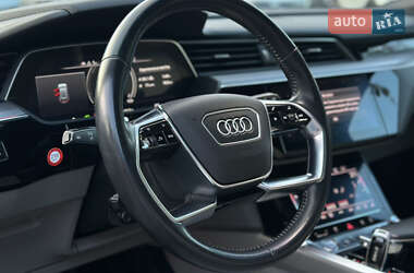 Внедорожник / Кроссовер Audi e-tron 2019 в 