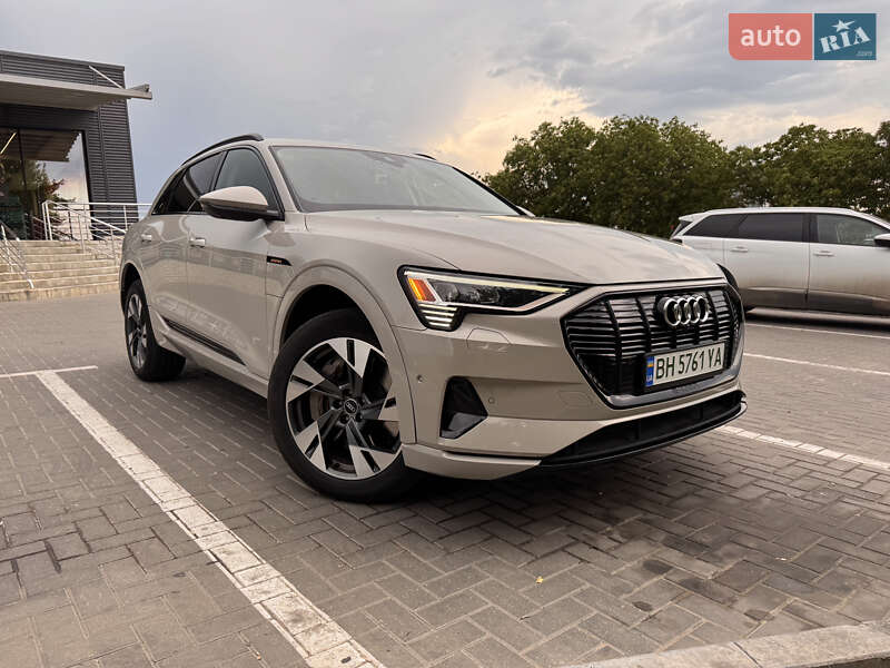 Внедорожник / Кроссовер Audi e-tron 2021 в Одессе