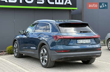Внедорожник / Кроссовер Audi e-tron 2020 в 