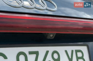 Внедорожник / Кроссовер Audi e-tron 2020 в 