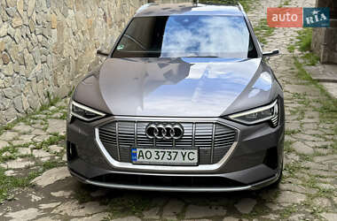 Внедорожник / Кроссовер Audi e-tron 2019 в 