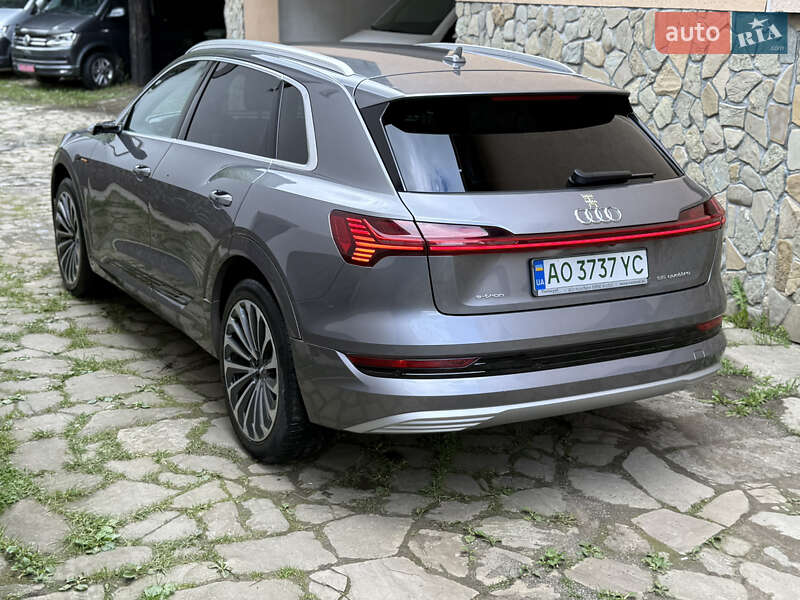 Внедорожник / Кроссовер Audi e-tron 2019 в Тячеве