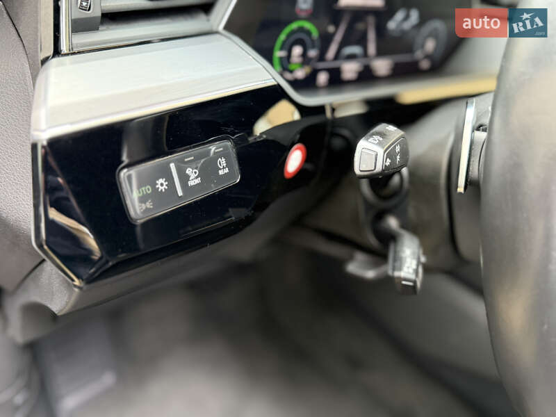 Внедорожник / Кроссовер Audi e-tron 2019 в Тячеве