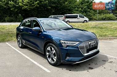 Внедорожник / Кроссовер Audi e-tron 2019 в 
