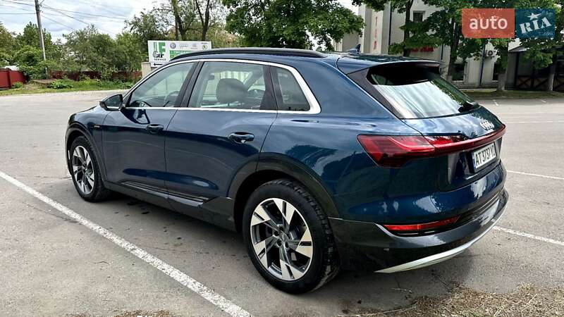 Внедорожник / Кроссовер Audi e-tron 2019 в Черновцах