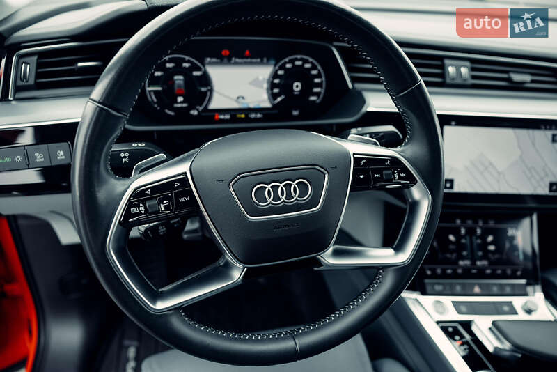 Внедорожник / Кроссовер Audi e-tron 2021 в Львове