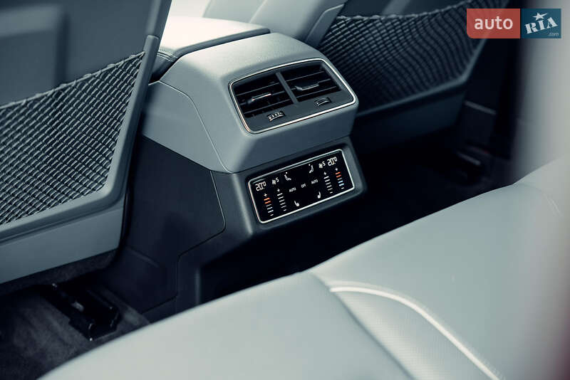 Внедорожник / Кроссовер Audi e-tron 2021 в Львове